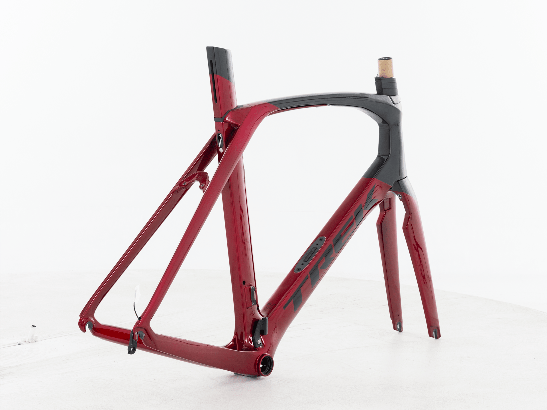 Madone SLR Gen 6 BB90 Rim Frameset - 2024