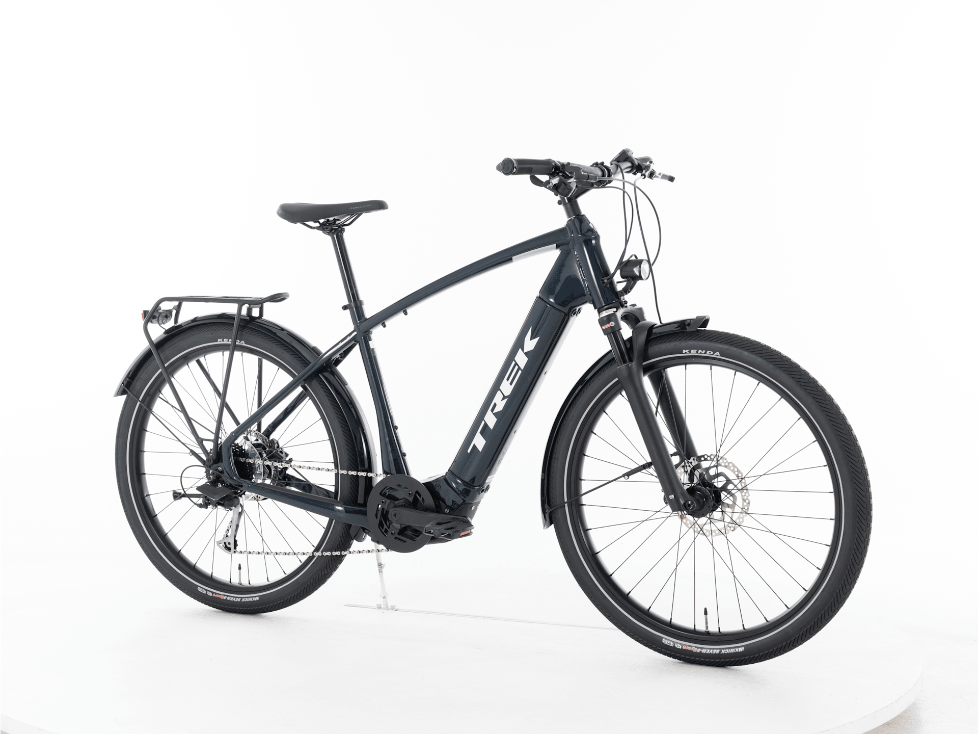 Allant+ 7 - 2023, Large