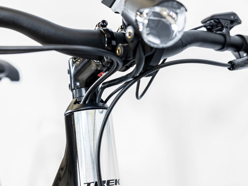 Allant 5 Lowstep Trek Bikes INE
