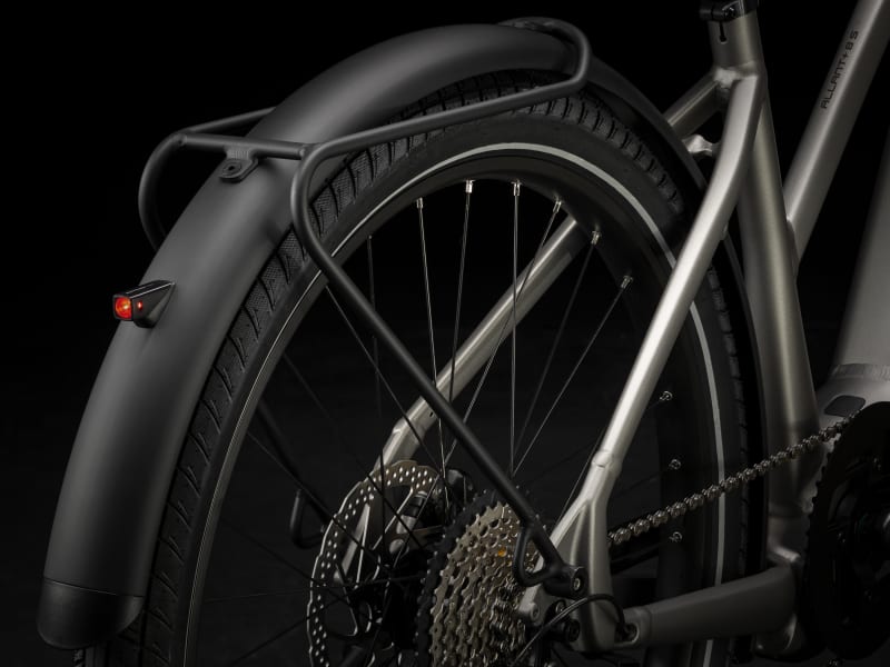 Trek allant+ 9.9 stagger sales