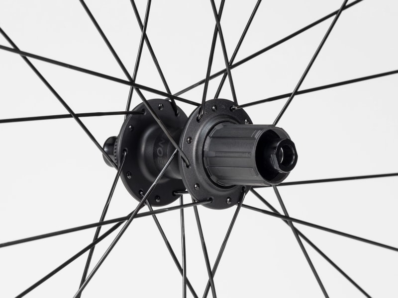 Bontrager aeolus comp deals disc tubeless ready