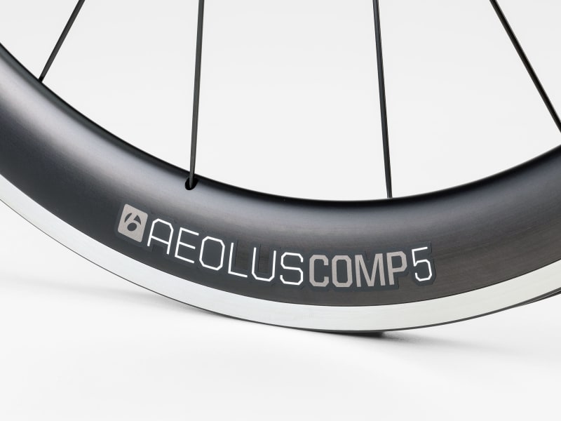 ボントレガー Aeolus Comp 5 TLR ロード ホイール - Trek Bikes (JP)
