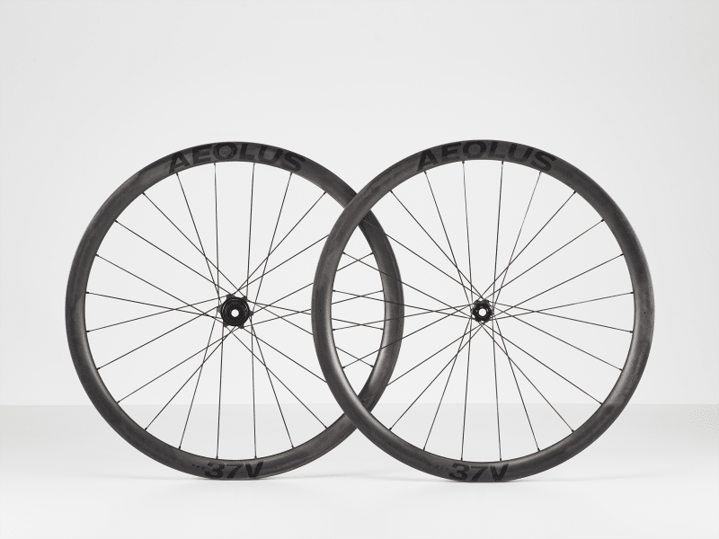 Bontrager Aeolus Pro 37V Disc TLR Road Wheel - Trek Bikes