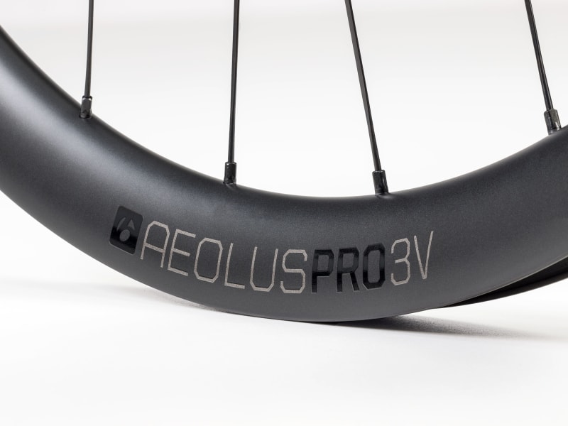 Bontrager aeolus 3 tlr disc hotsell