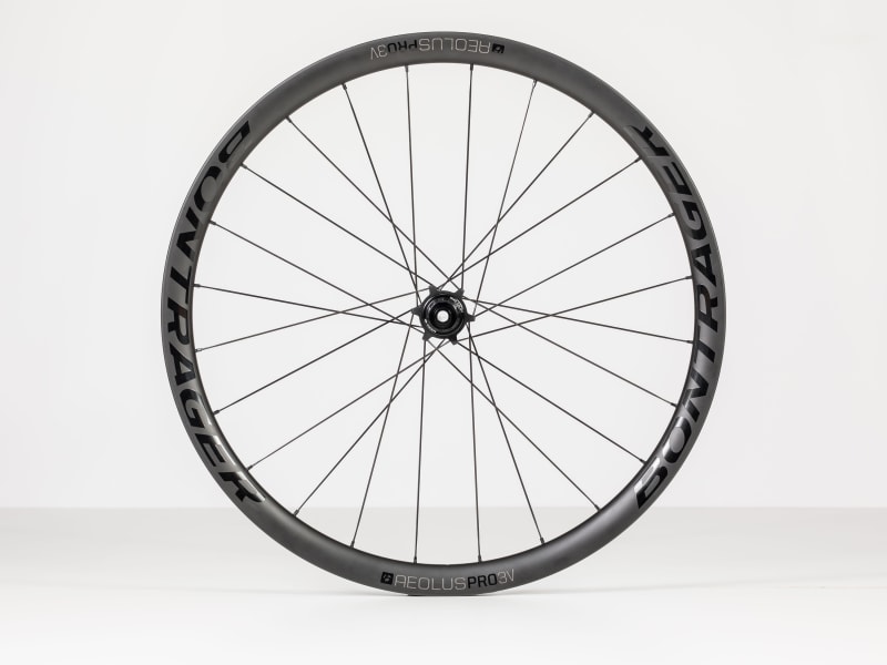 Bontrager aeolus pro 3 cheap tlr disc road wheel