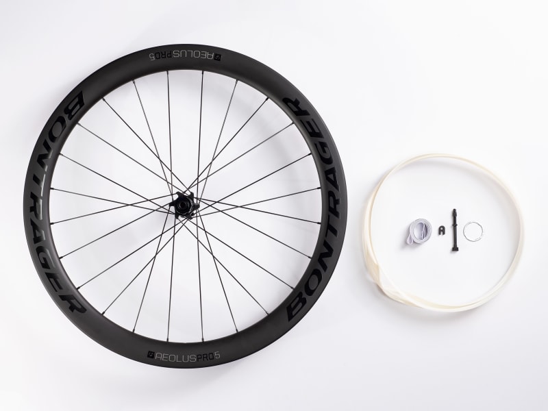 Bontrager Aeolus Pro 5 TLR Disc Road Wheel - Trek Bikes