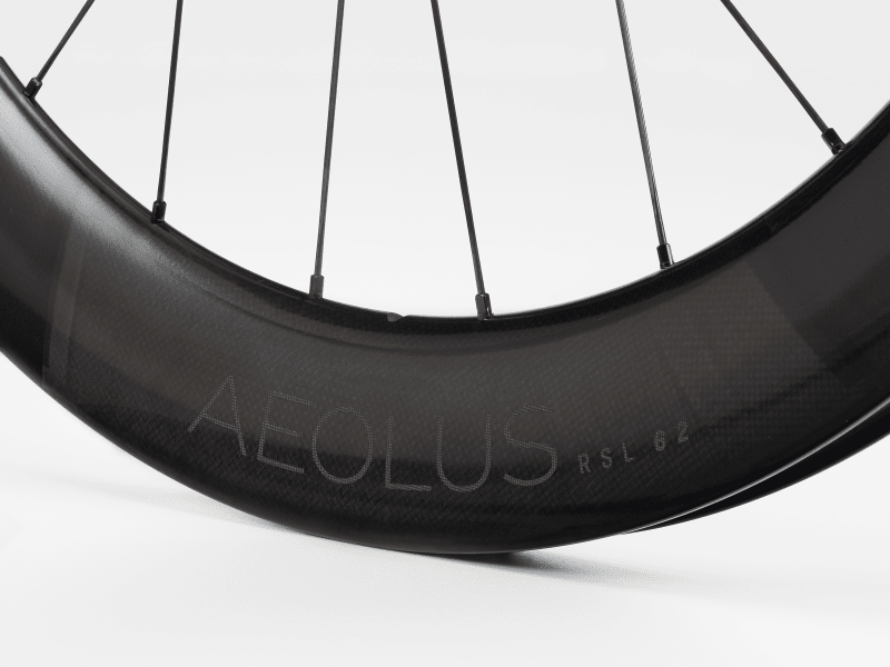 Bontrager Aeolus RSL 62 TLR Disc Road Wheel - Trek Bikes