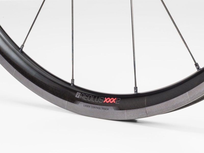 Bontrager Aeolus XXX 2 TLR Clincher Road Wheel Trek Bikes ZA