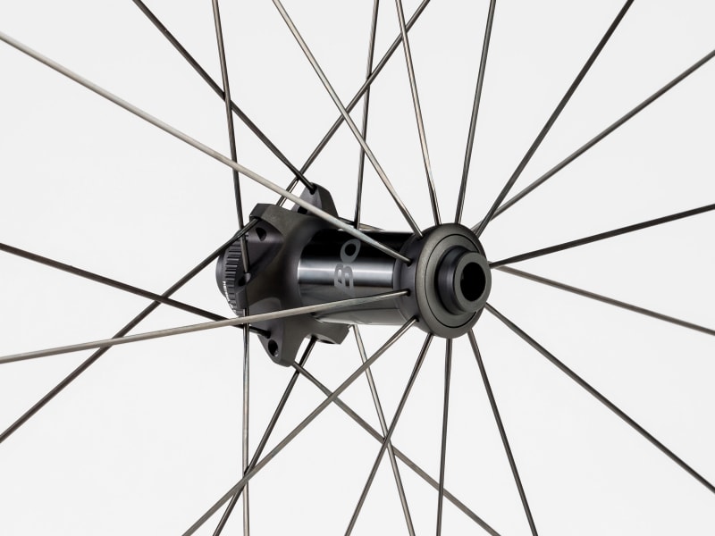 Bontrager Aeolus XXX 4 TLR Disc Clincher Road Wheel - Trek Bikes