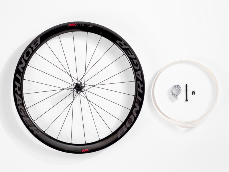 Bontrager Aeolus XXX 4 TLR Disc Clincher ロードホイール - Trek 