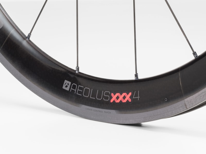 Bontrager Aeolus XXX 4 TLR Clincher Road Wheel - Trek Bikes