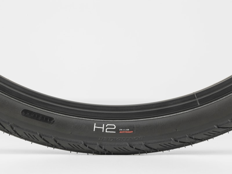 Trek hybrid tires outlet