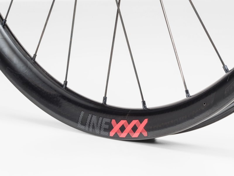 Bontrager line 40 27.5 hotsell boost 141 mtb wheel