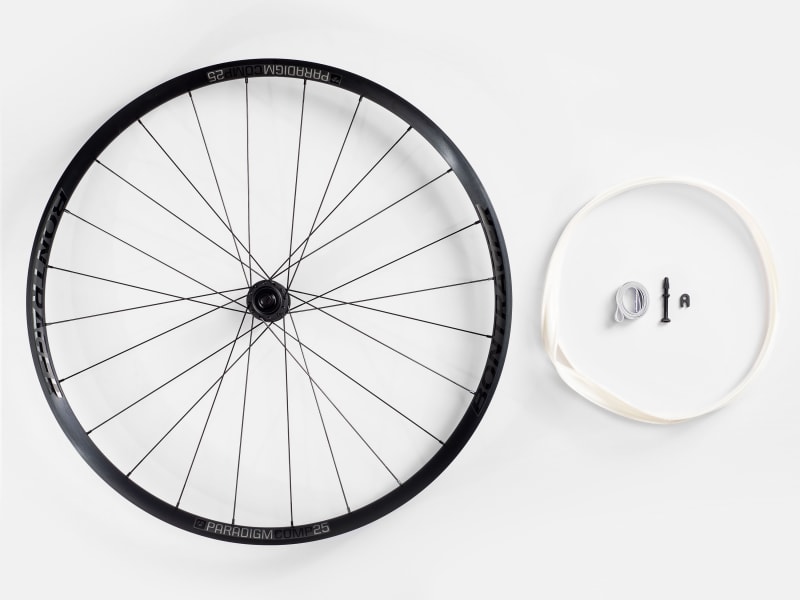 Bontrager Paradigm Comp 25 TLR Disc Road Wheel Trek Bikes GB