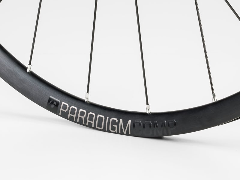 Bontrager Paradigm Comp TLR Disc Road Wheel - Trek Bikes