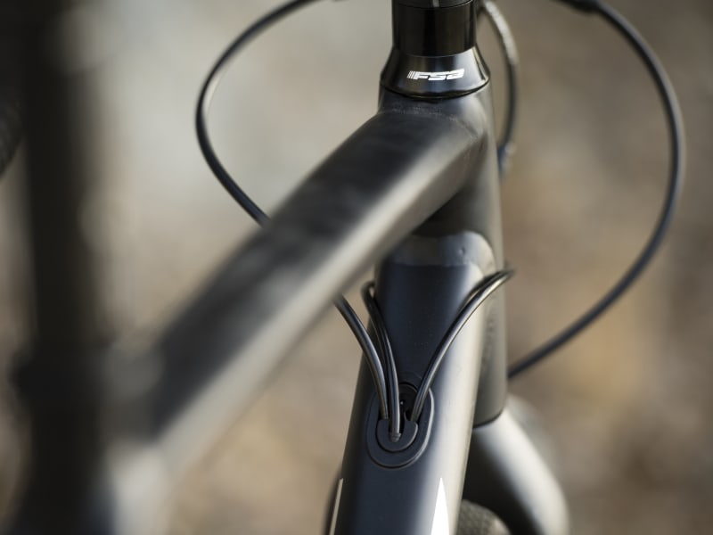 Trek checkpoint alr 4 shop 2019 adventure road bike