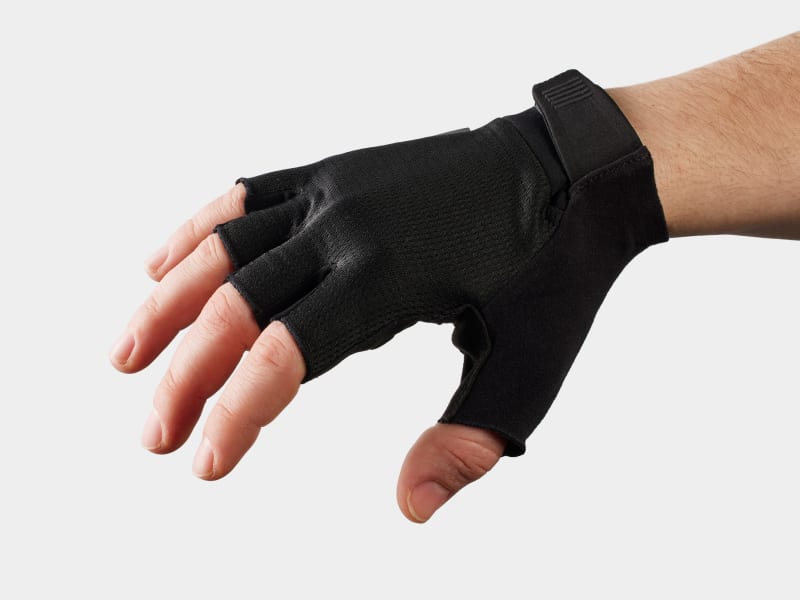 Trek shop bicycle gloves