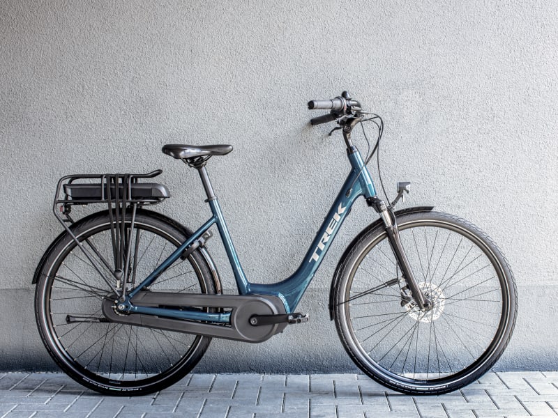 District 1 Lowstep Trek Bikes IE