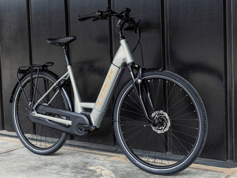 District 8 Lowstep Trek Bikes NL