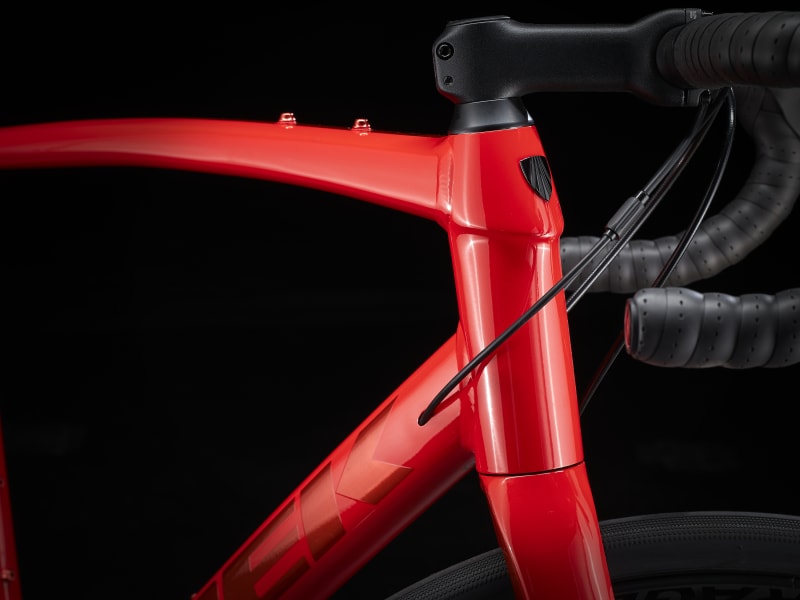 Trek domane al 3 viper red 2025