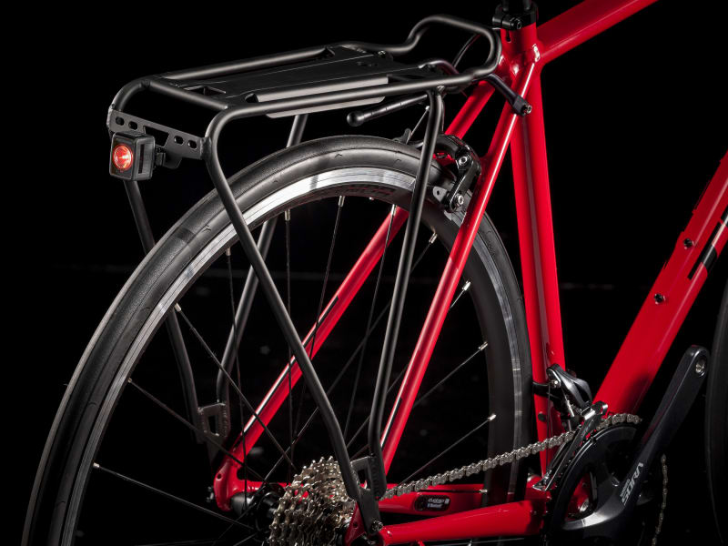 TREK Domane AL3 Disc リアハブ交換済