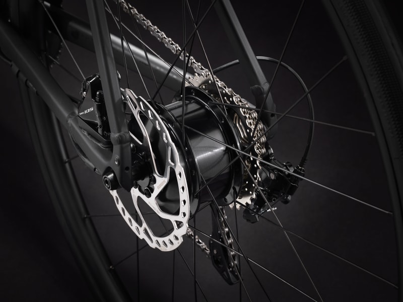 Trek domane hot sale plus