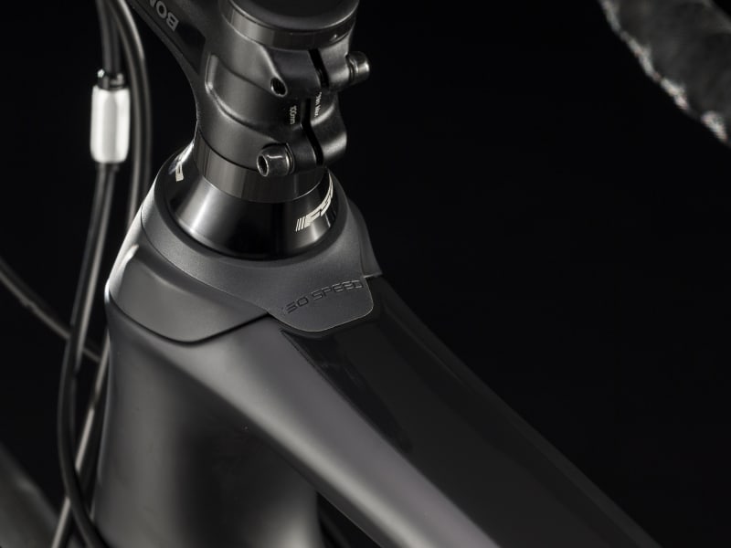 Trek domane slr 6 deals disc 2018
