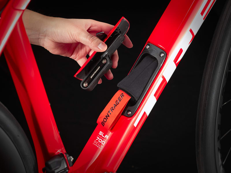 Trek 700 oclv carbon on sale