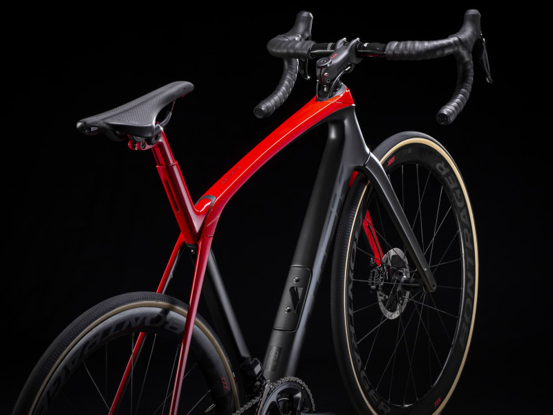 Trek domane best sale slr 9 disc