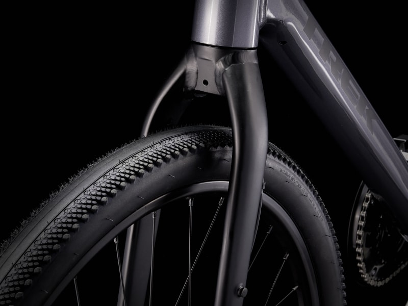 Trek dual cheap sport 2 tires