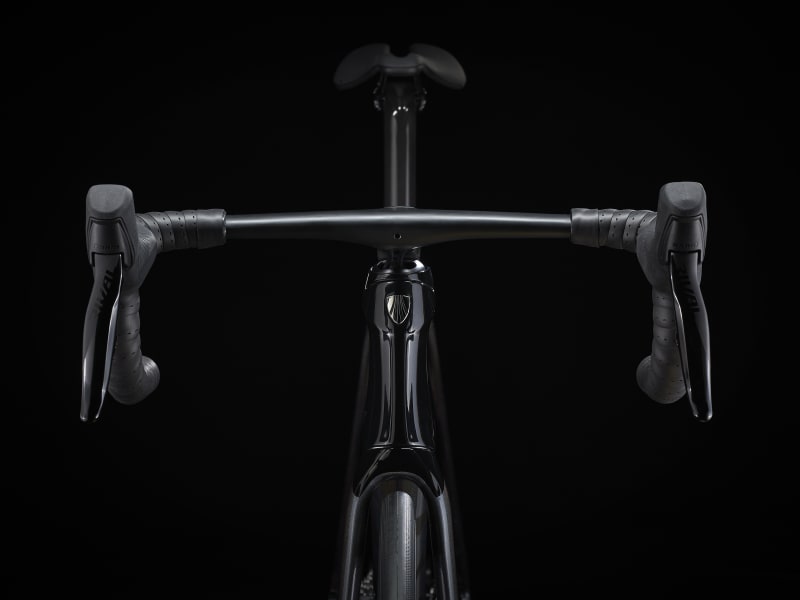 Trek black road outlet bike
