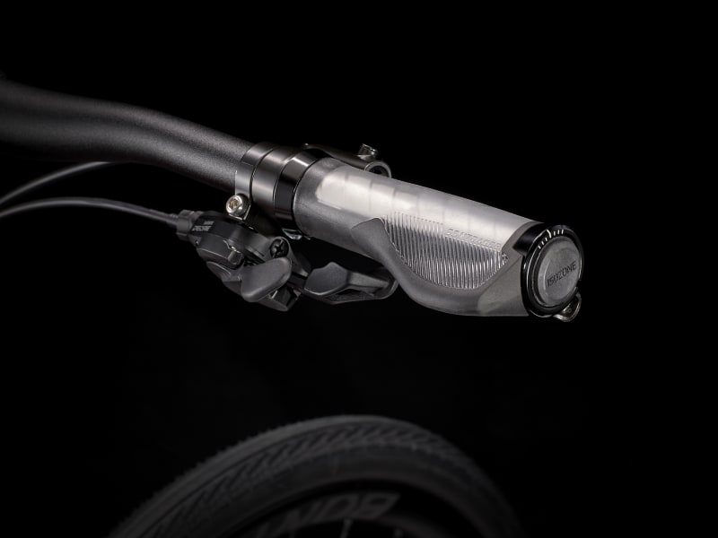 FX 4 Disc - Trek Bikes (JP)