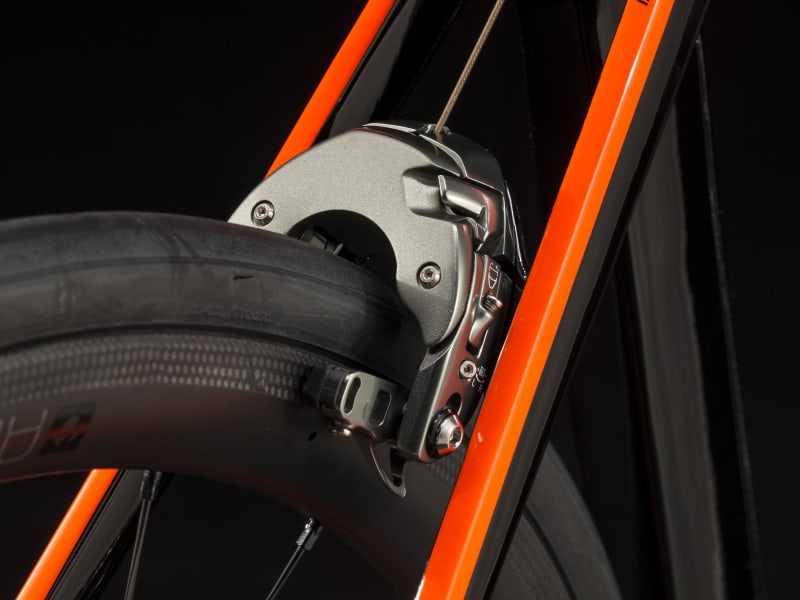 2018 trek madone 2025 9.5