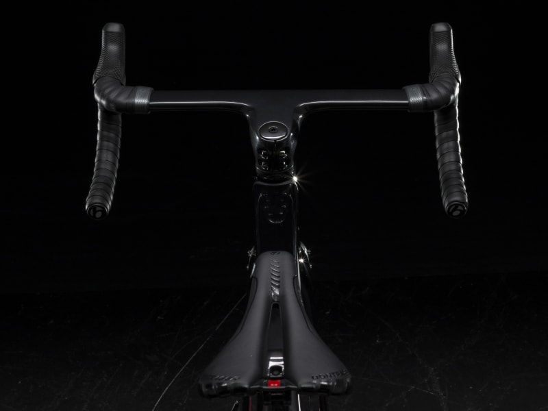 2018 trek madone 9.9 hot sale