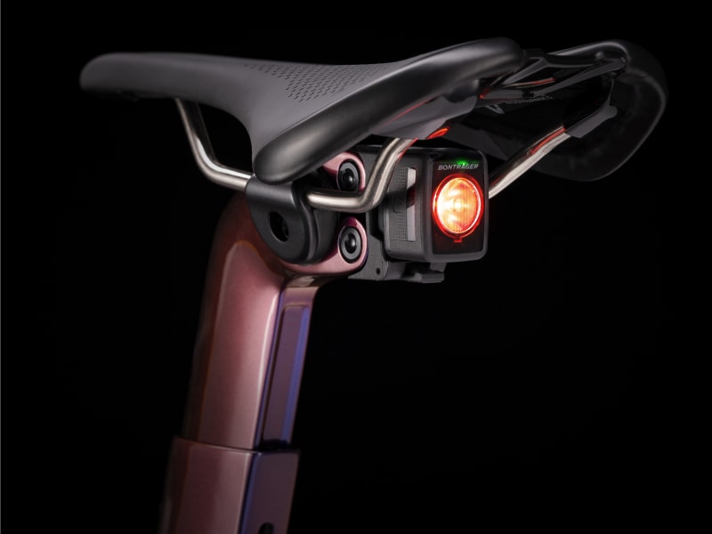 Trek madone slr rear outlet reflector and light bracket