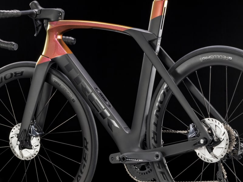 Madone SLR 7 Disc - Trek Bikes