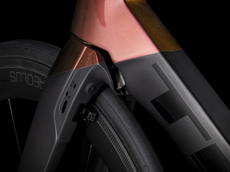 Trek madone slr 8 disc 2019 cheap