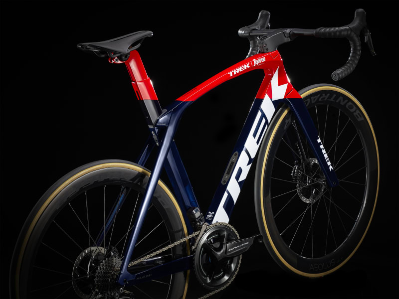 Trek madone slr 9 disc 2019 road bike top