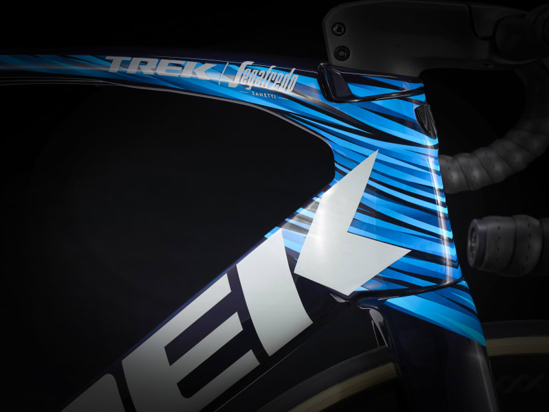 Trek madone slr disc 2021 best sale