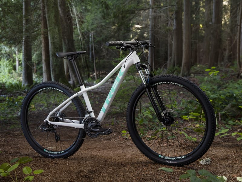 Trek marlin 5 women's crystal white clearance