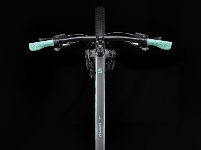 Trek marlin 5 2020 women's hotsell mountain bike