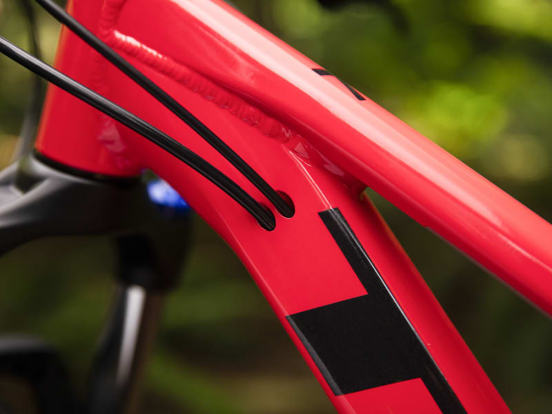 Trek marlin 7 specs 2019 deals