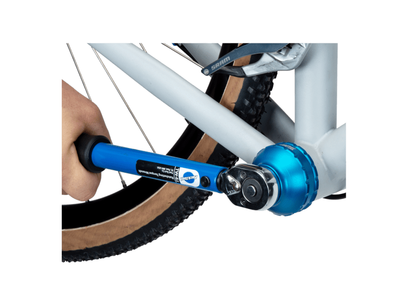 Adjustable bottom bracket tool shop