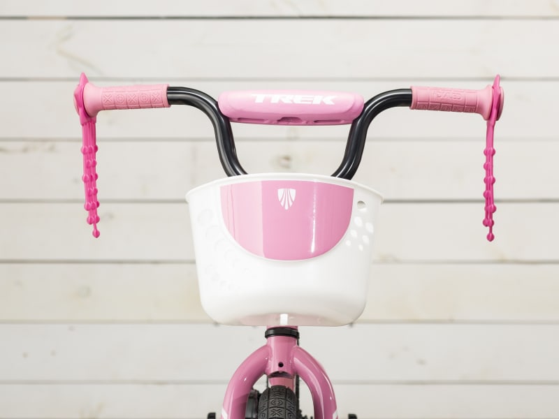Trek precaliber hot sale 12 pink