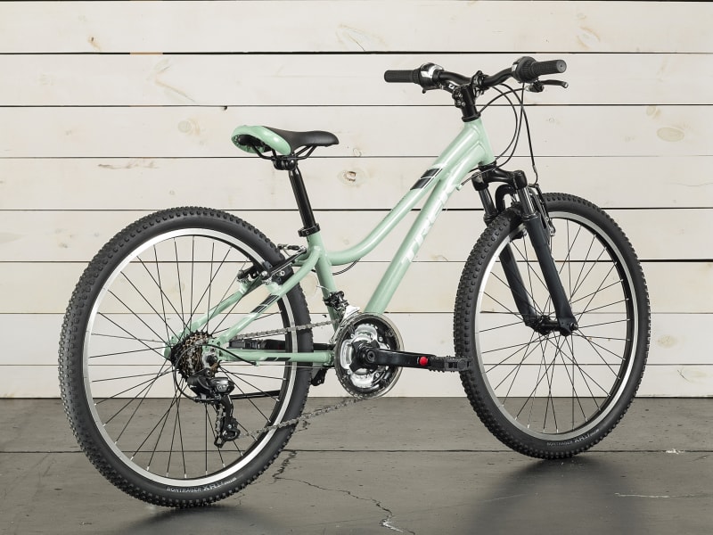 Trek girls 24 on sale