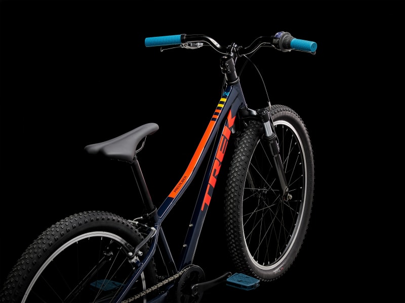 Trek precaliber 24 black hotsell