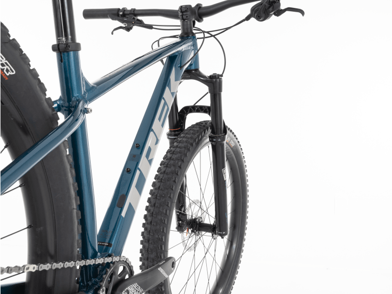 Roscoe 8 2021 Medium Trek Bikes