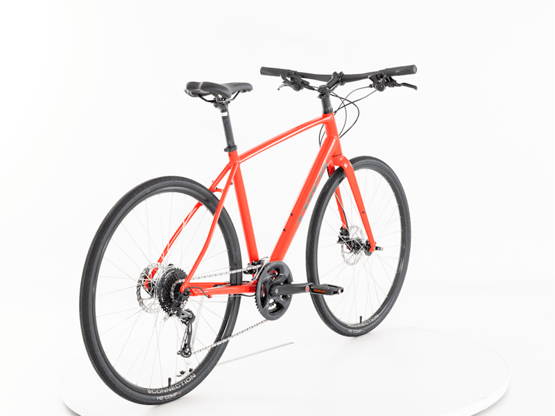 TREK トレック FX2 Disc GEN 3 2023