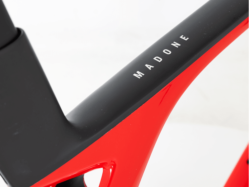 Madone SLR 9 AXS Gen 7 - 2024, 60cm - Trek Bikes Madone SLR 9 AXS Gen 7 - 2024, 60cm - Trek Bikes