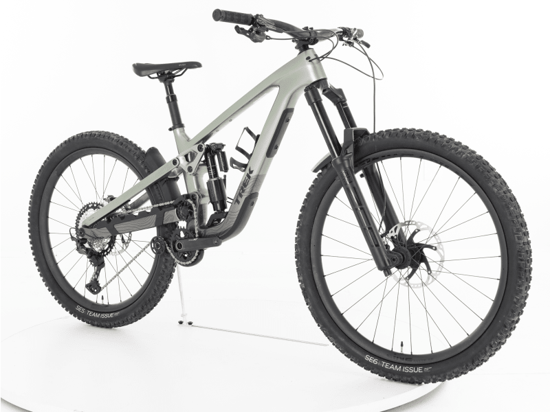 Slash 9.8 XT Gen 6 2024 Medium Trek Bikes